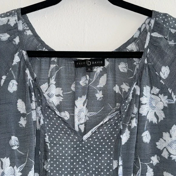 Fred David Floral Peasant Top - Picture 2 of 5